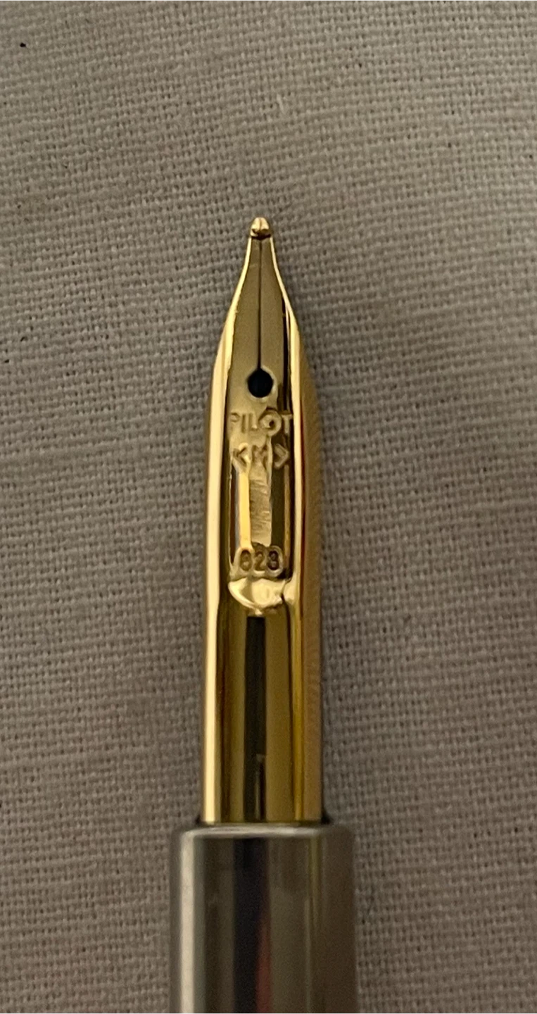Pilot Capless Fountain Pen M Nib with Converter - photo 2