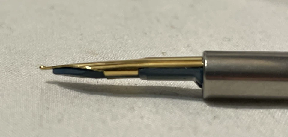 Pilot Capless Fountain Pen M Nib with Converter - photo 3