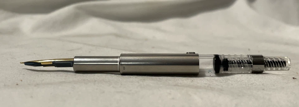 Pilot Capless Fountain Pen M Nib with Converter - photo 4