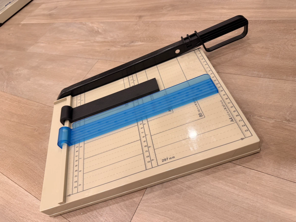 Paper Trimmer Guillotine - photo 3