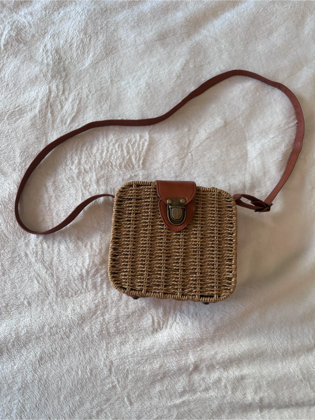 Summer & Rose Woven Crossbody Bag