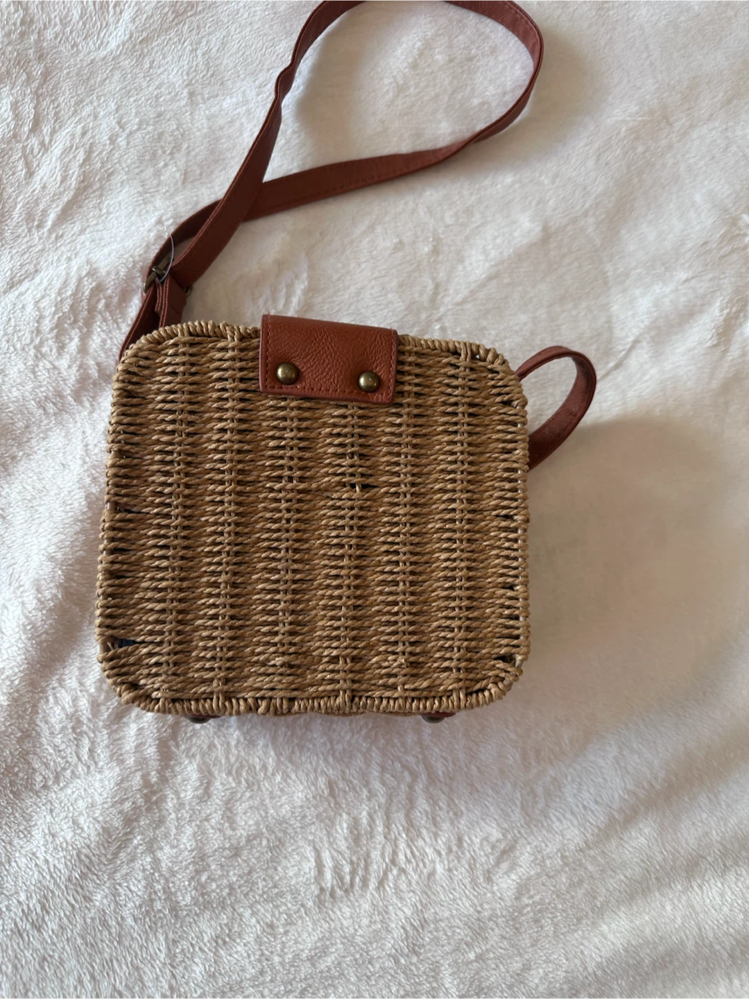 Summer & Rose Woven Crossbody Bag - photo 2
