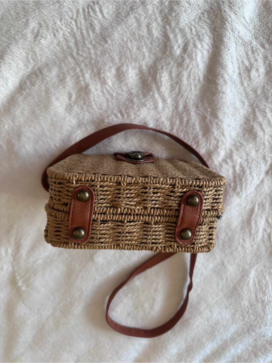 Summer & Rose Woven Crossbody Bag - photo 3