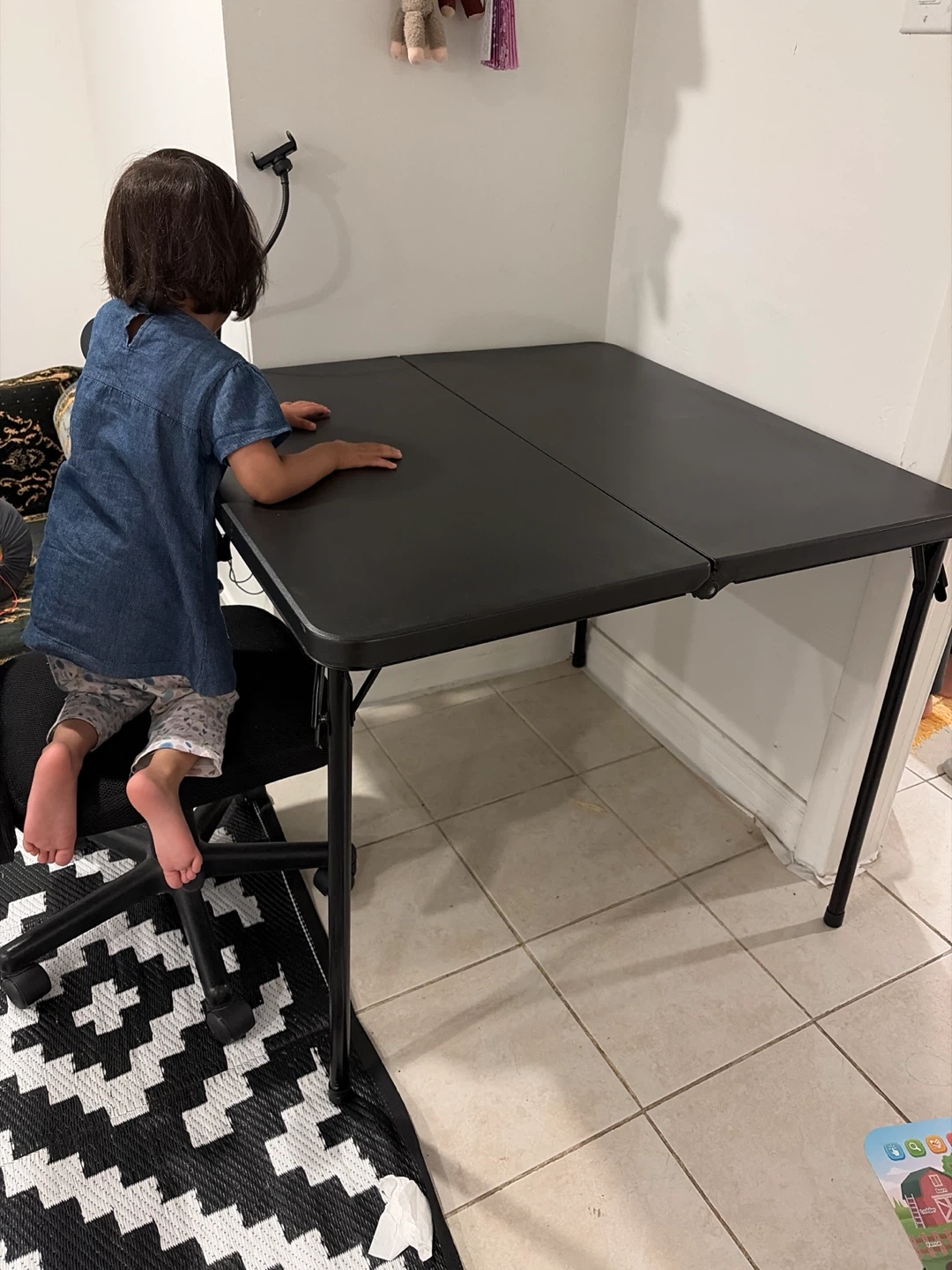 Mainstays Square Foldable Table lightweight