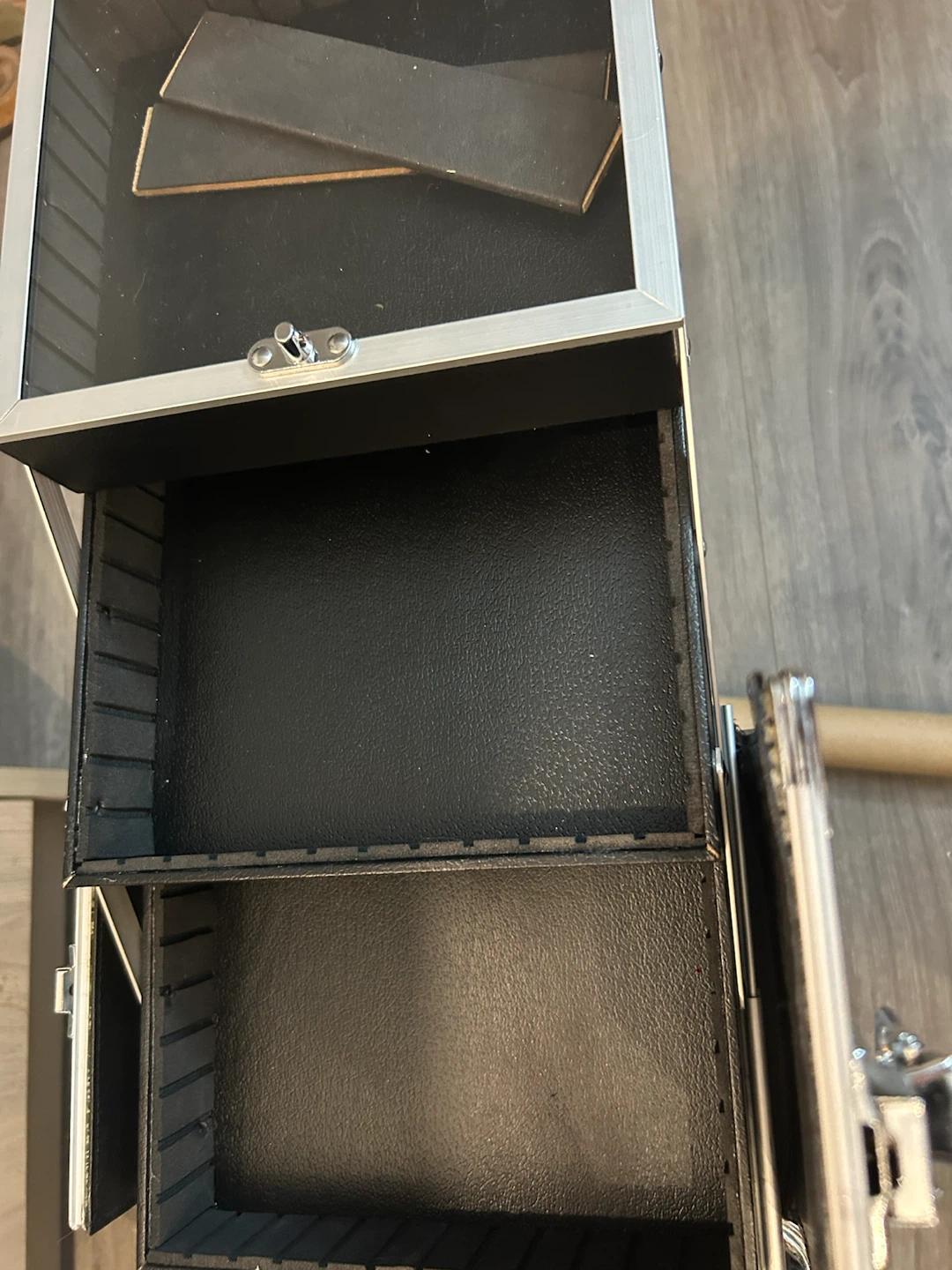 Makeup kit - photo 2