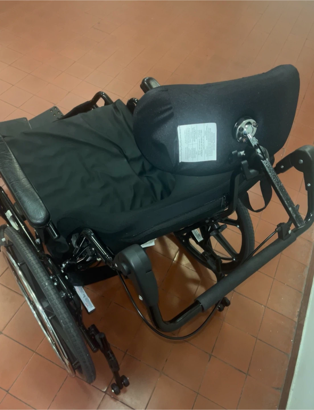 Wheelchair - photo 2