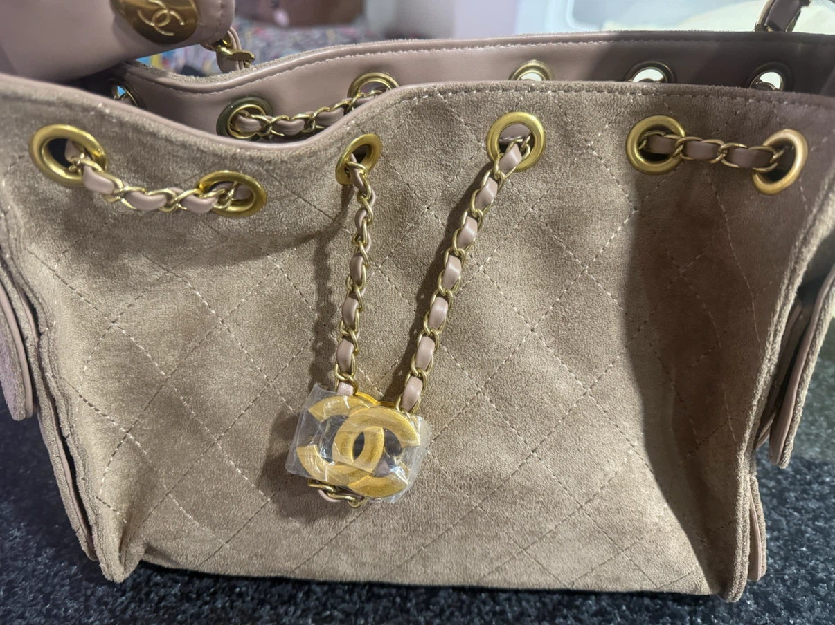 Chanel Quilted Suede Shoulder Bag - photo 2