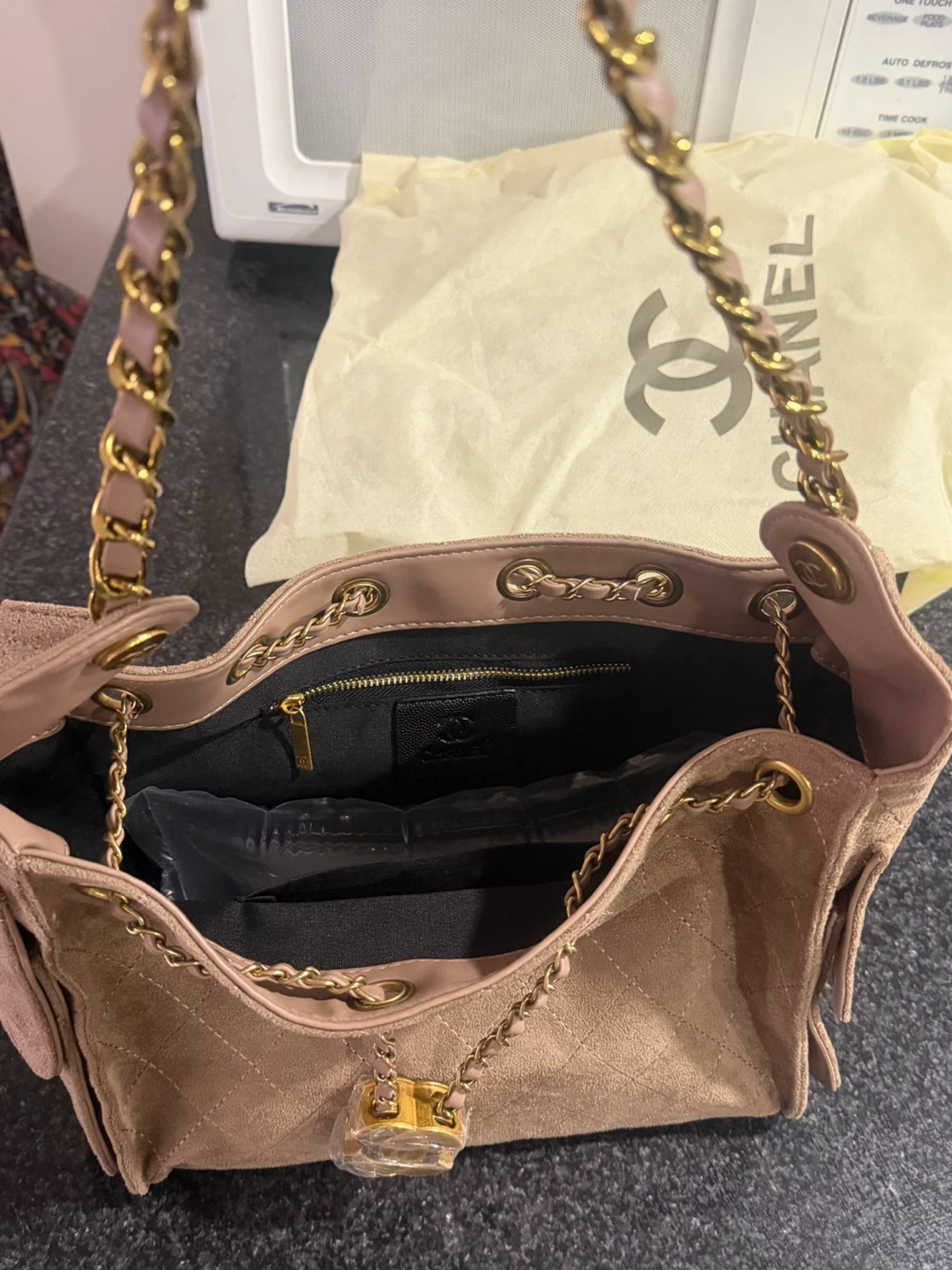 Chanel Quilted Suede Shoulder Bag - photo 5