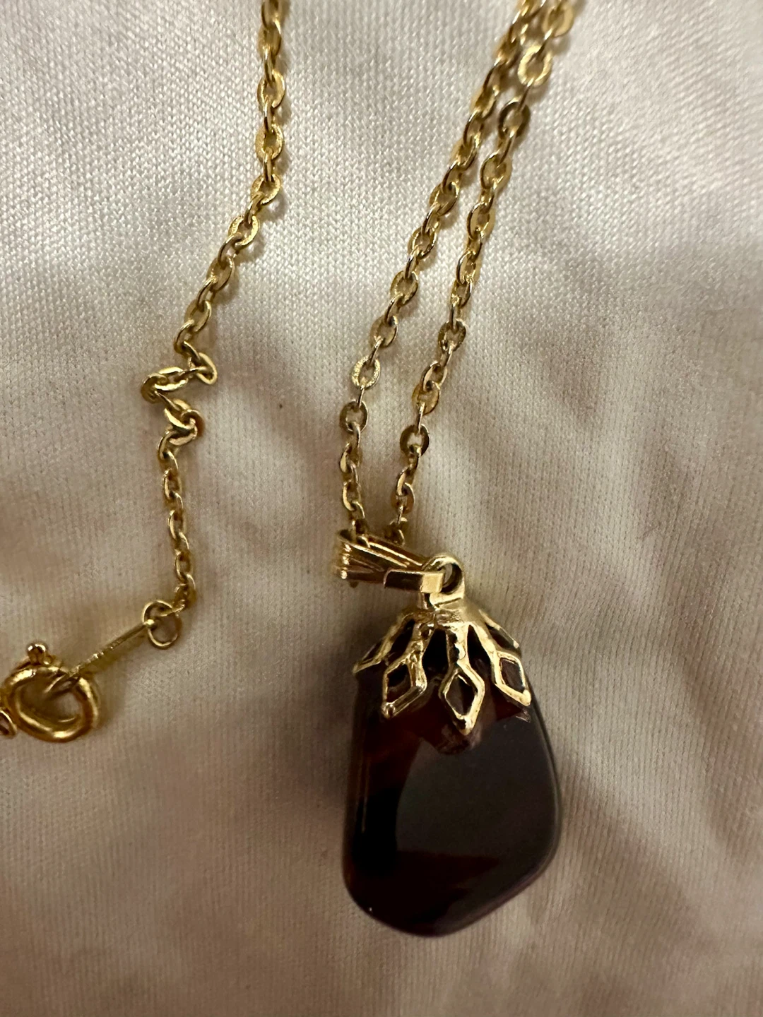 Gold Tone Pendant Necklace with Tiger's Eye Stone - photo 3