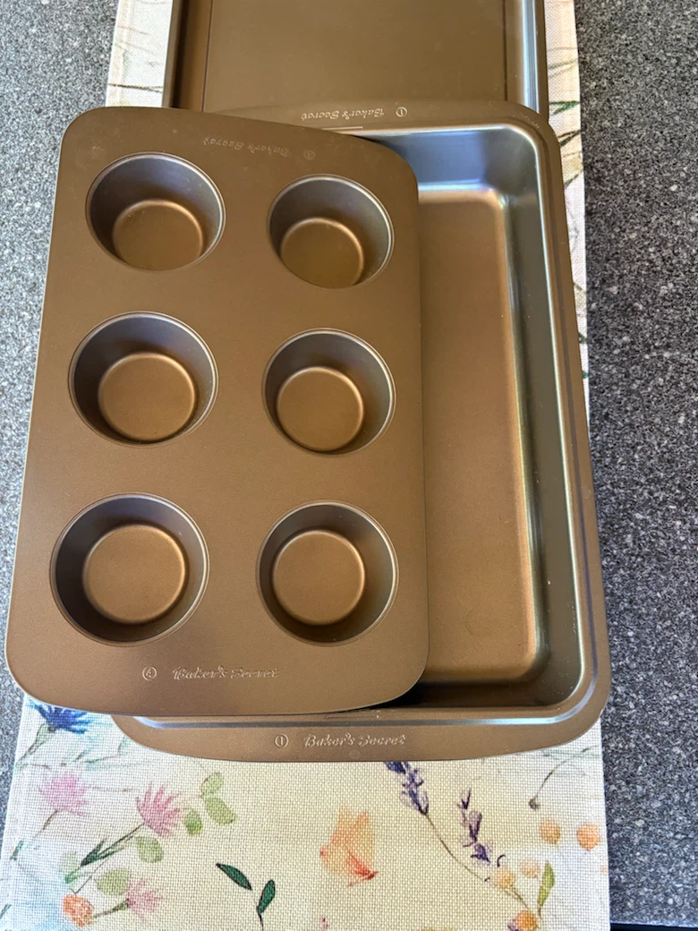 Bakery Secret Muffin Pan and Baking Sheet Set