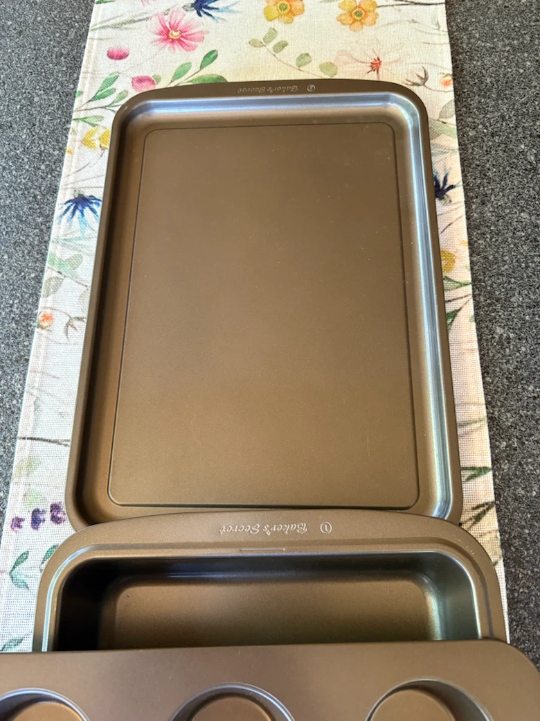 Bakery Secret Muffin Pan and Baking Sheet Set - photo 2
