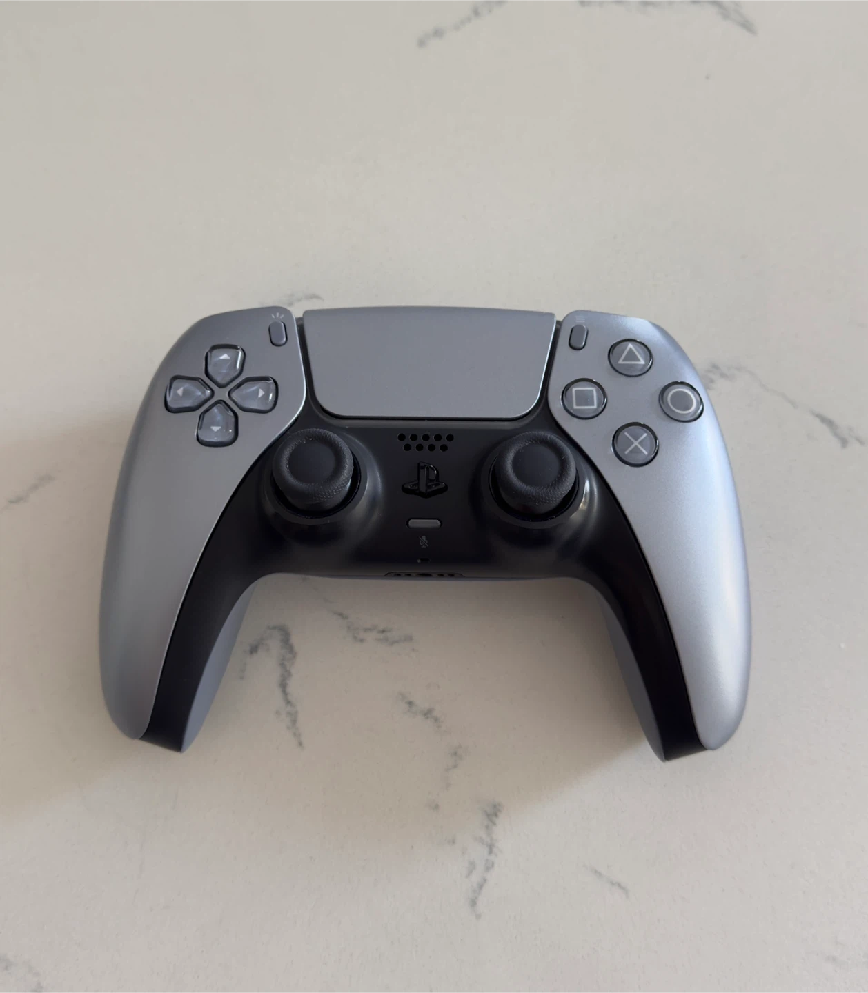 PS5 Disc Edition - photo 4