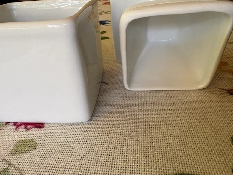 White Ceramic Butter Dish with Lid - photo 3