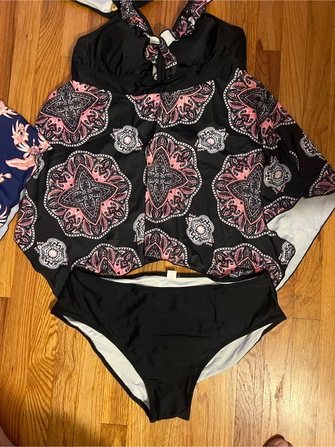 Women's Swimsuit Tankini Tops and Bottoms - photo 2