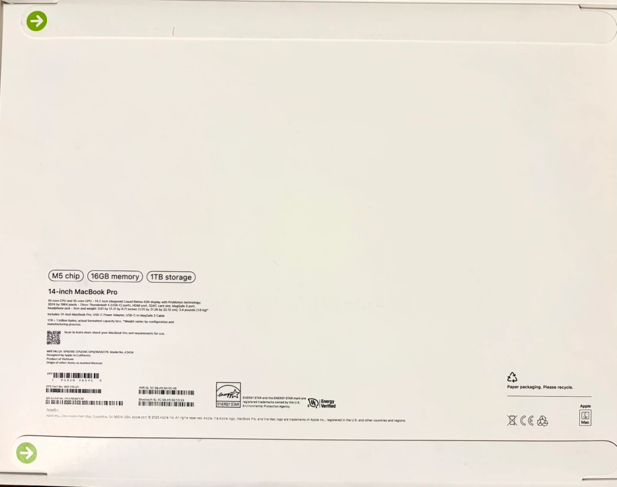 Apple MacBook Pro 14-inch M5 Chip - photo 2