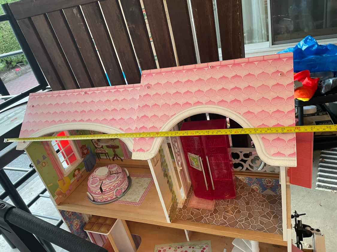 Costco Dollhouse with Accessories and Furniture - photo 5