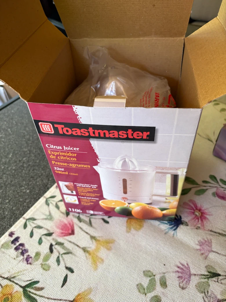 Toastmaster Citrus Juicer 32oz / 946ml - photo 2