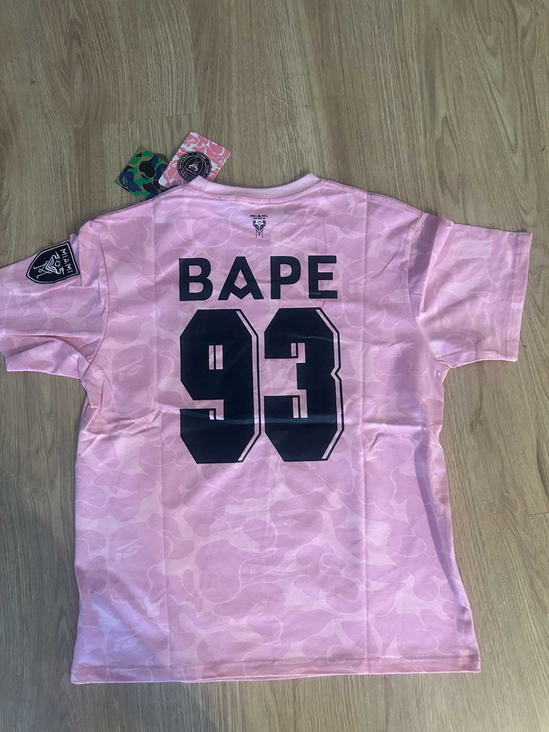 A Bathing Ape x Miami 93 pink Jersey - photo 4