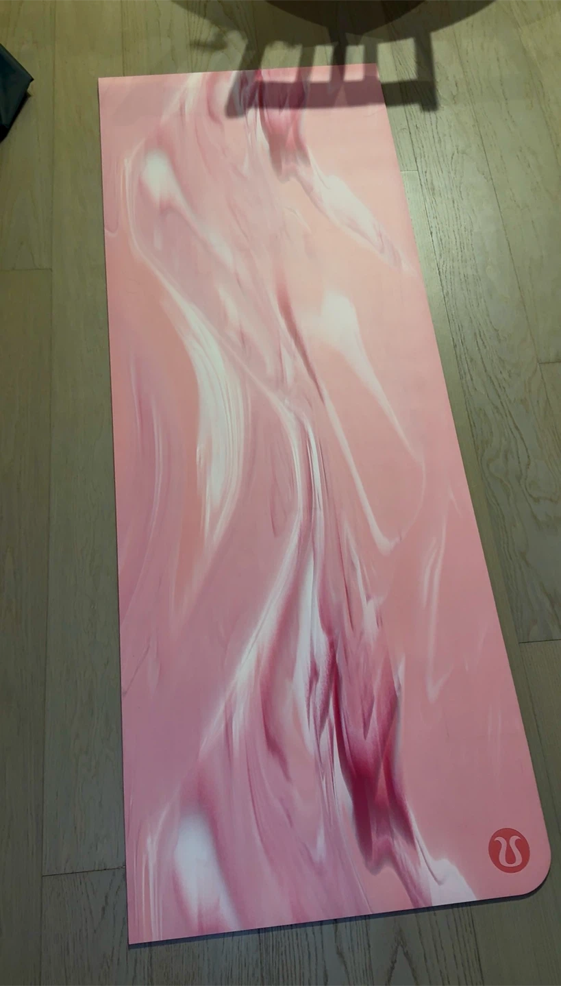 Lululemon The Mat 5mm Yoga Mat in Pink - photo 3