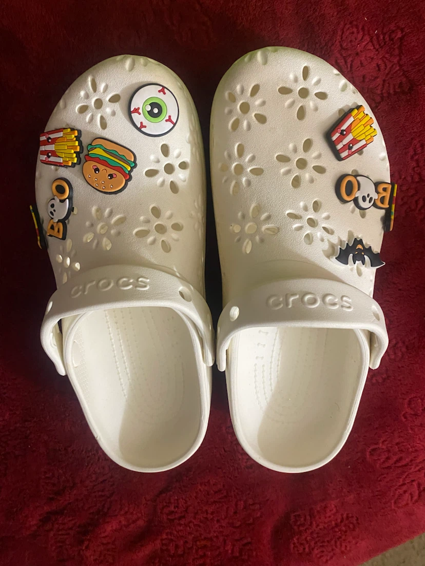 Crocs White Halloween Jibbitz Clogs Size W8 - photo 2