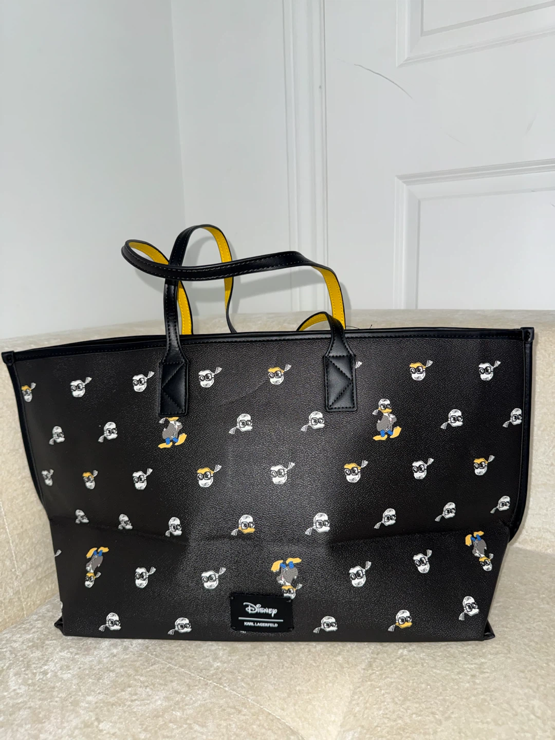 Karl Lagerfeld x Disney Tote Bag with Donald Duck Charm - photo 2