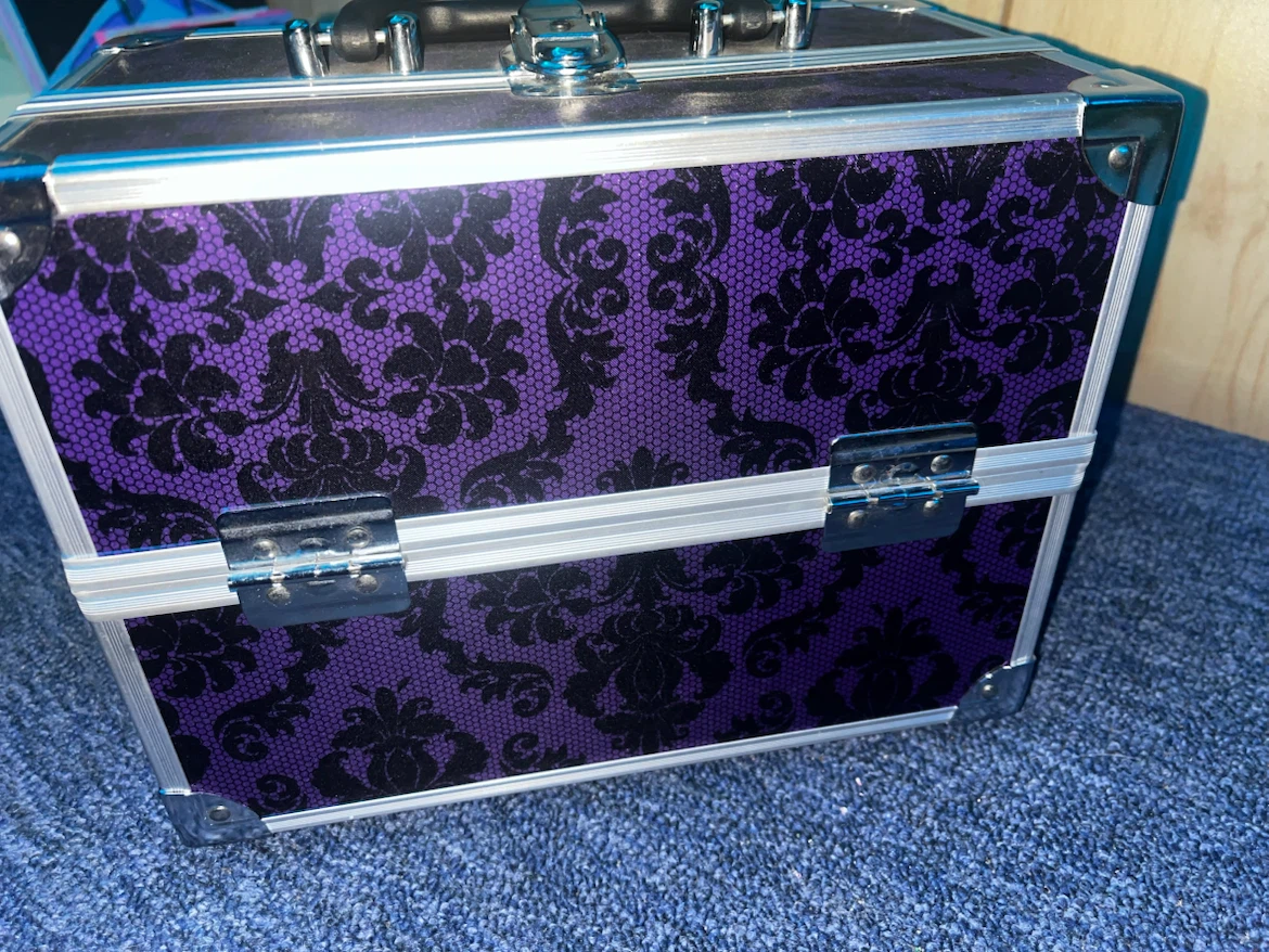 Purple Damask Makeup Train Case - photo 3