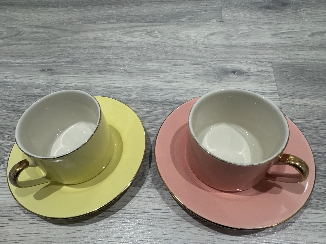 Set of 2 Vintage Teacups and Saucers