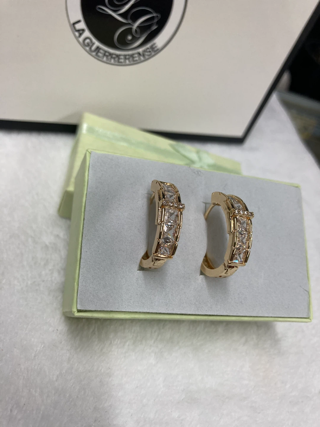 La Guerrense Hoop Earrings with Crystals