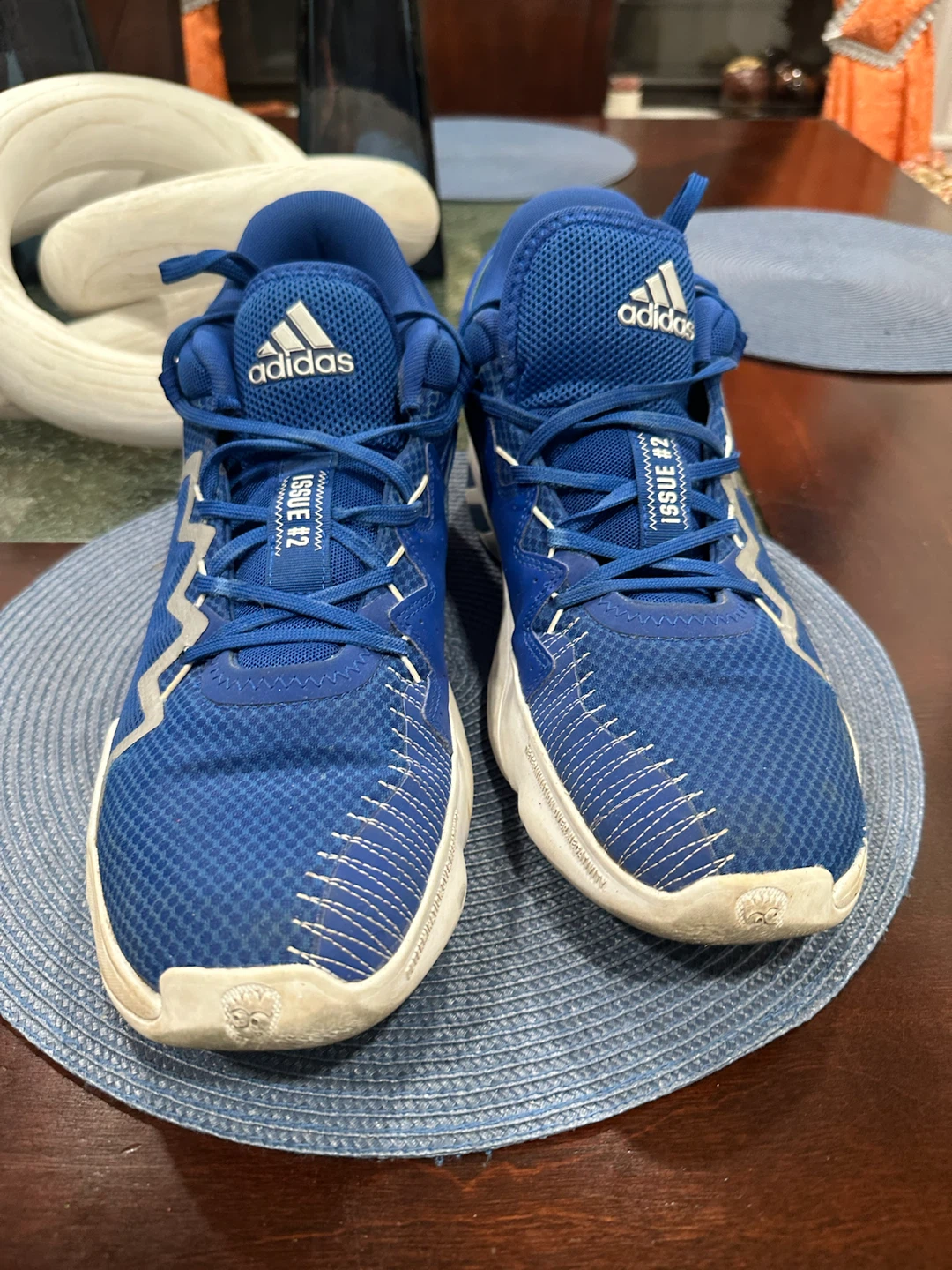 DON Issue 2 Blue/White Size 12.5 Condition: 8/10
