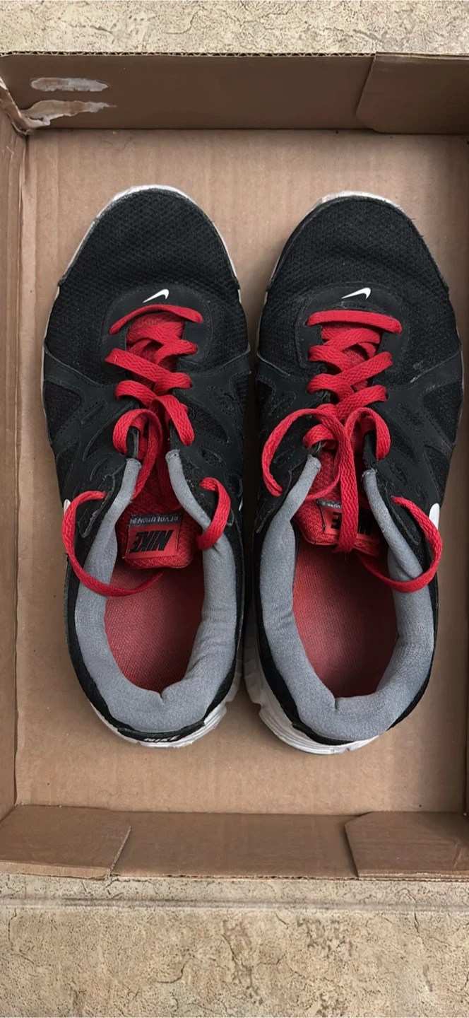 Nike Revolution Men's Running Shoes