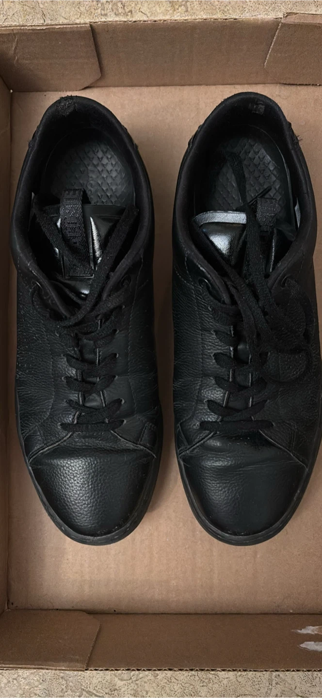 Lacoste Black Sneakers - photo 2