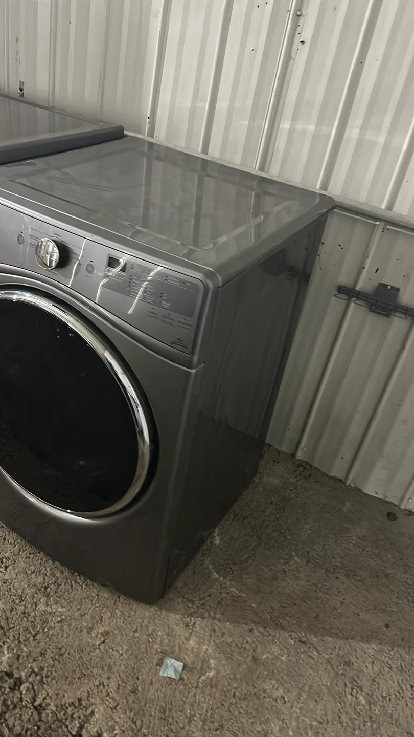 LG Front Load Washing Machine - photo 3
