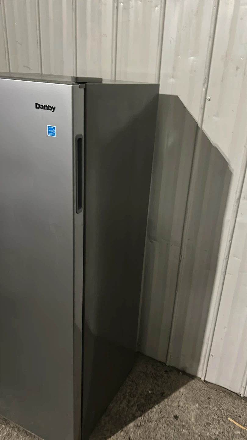 Danby Freezer - photo 3