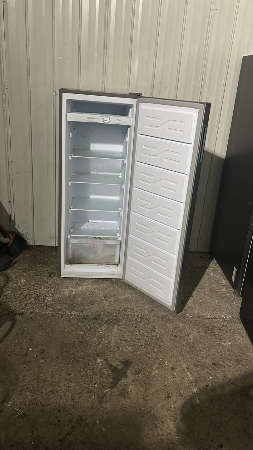 Danby Freezer - photo 4