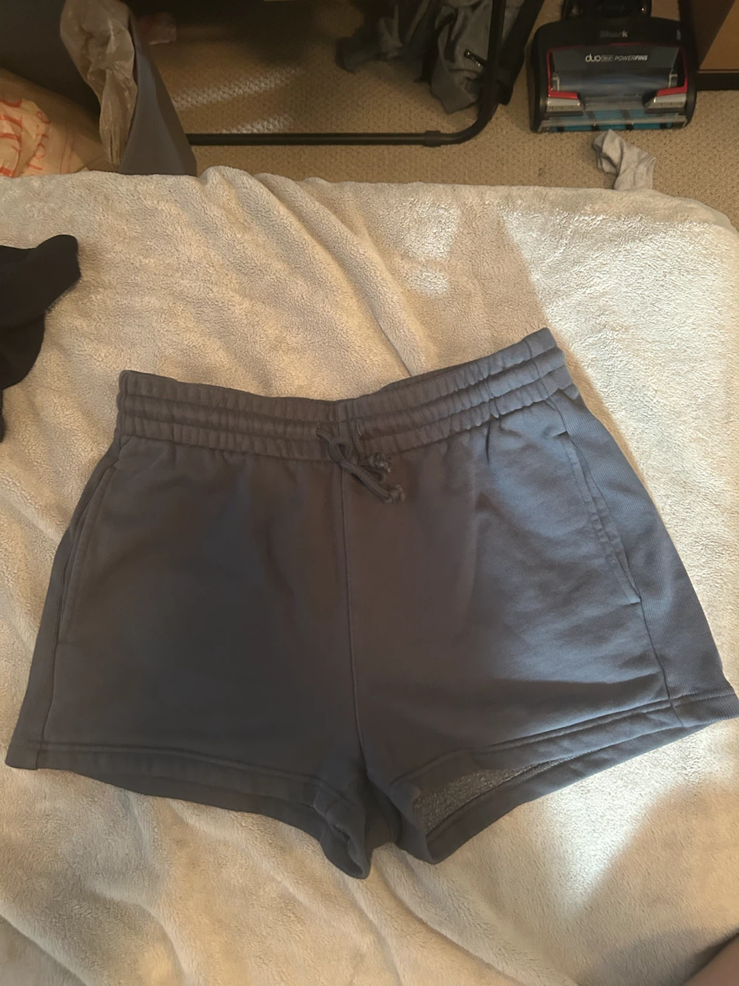 Aritzia Tna Cozy Fleece Boyfriend Fit Shorts