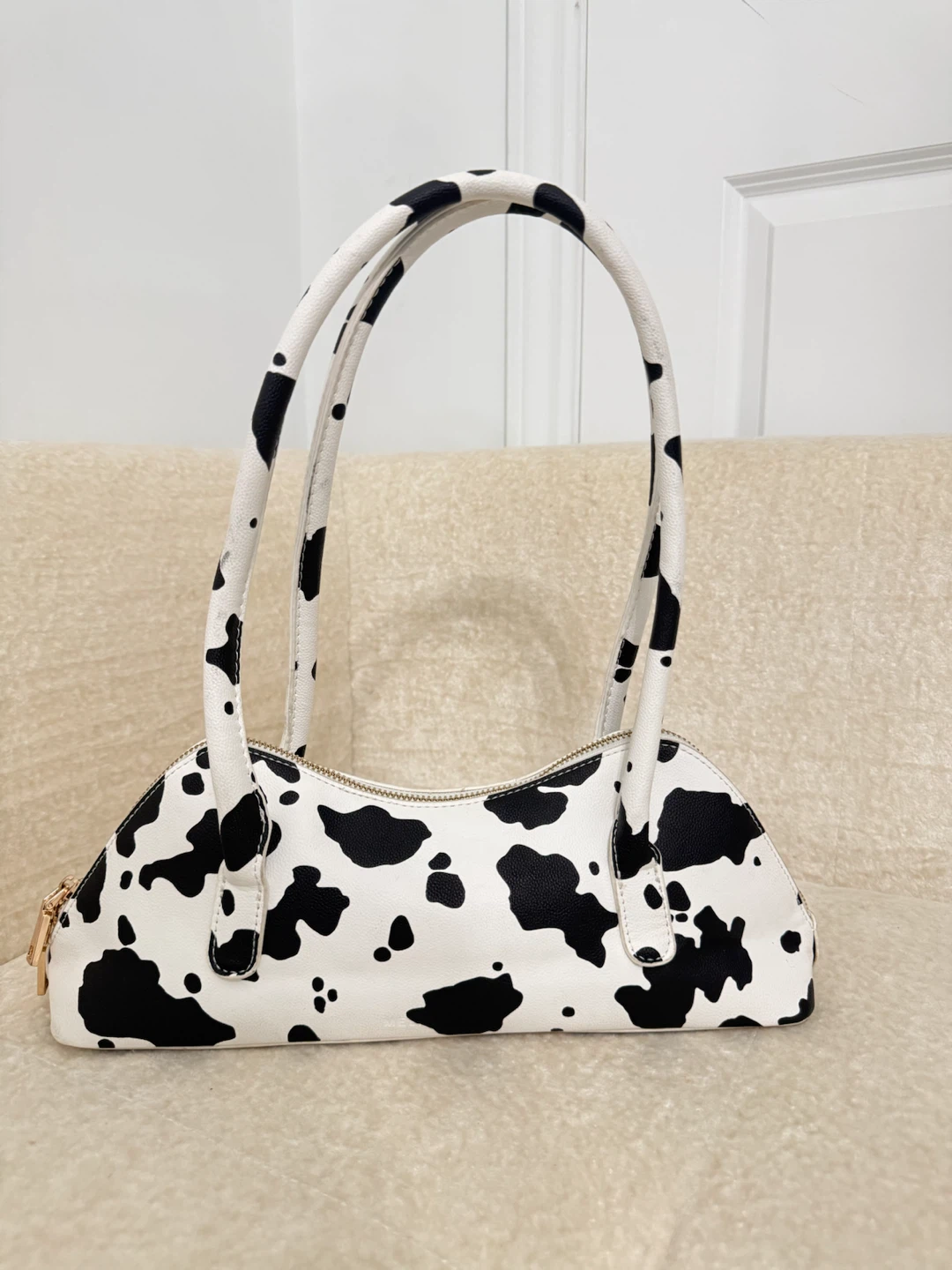 Stylish Shoulder Bag - Cow Print - photo 2