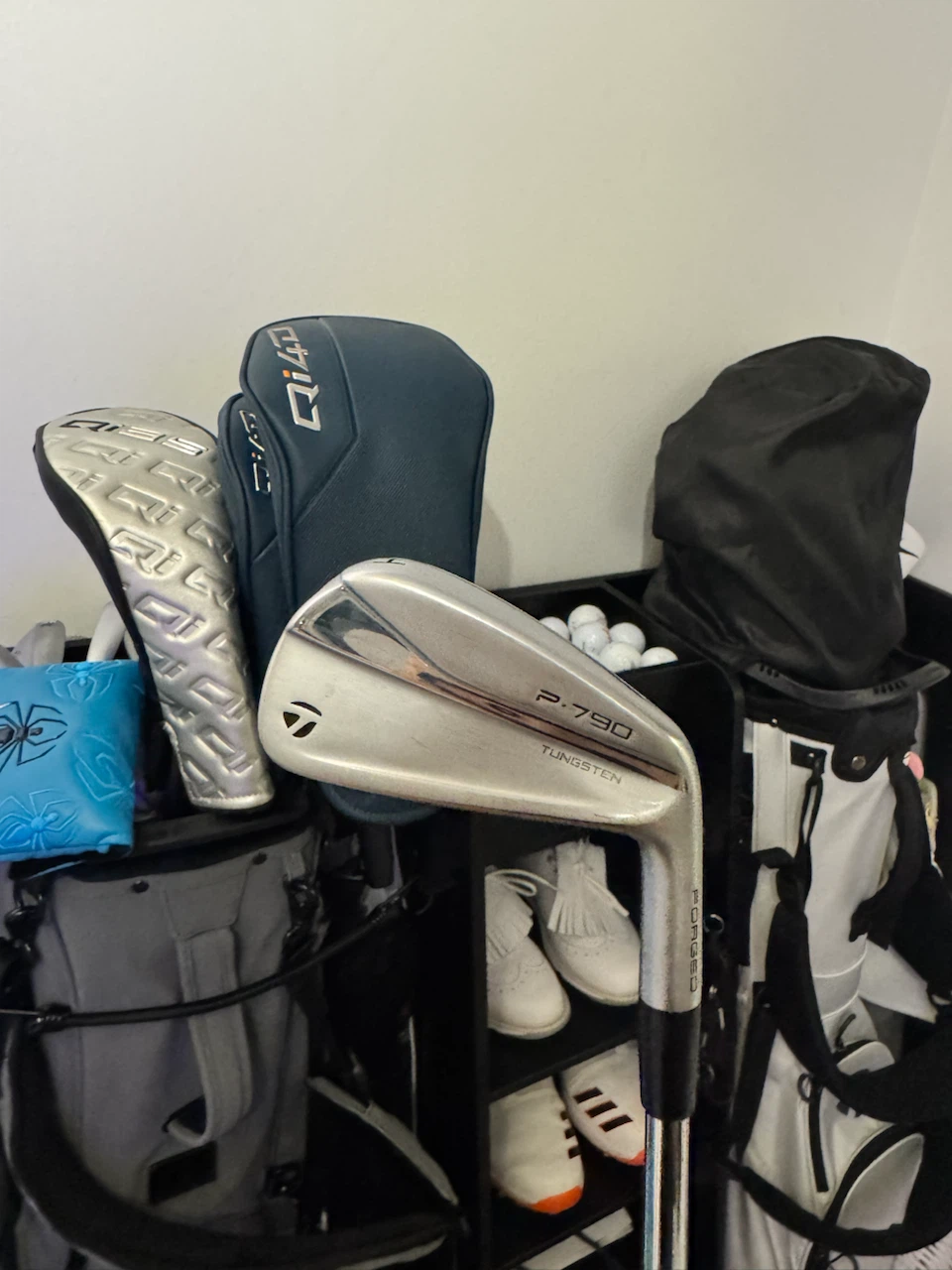 TaylorMade P790 4-Iron