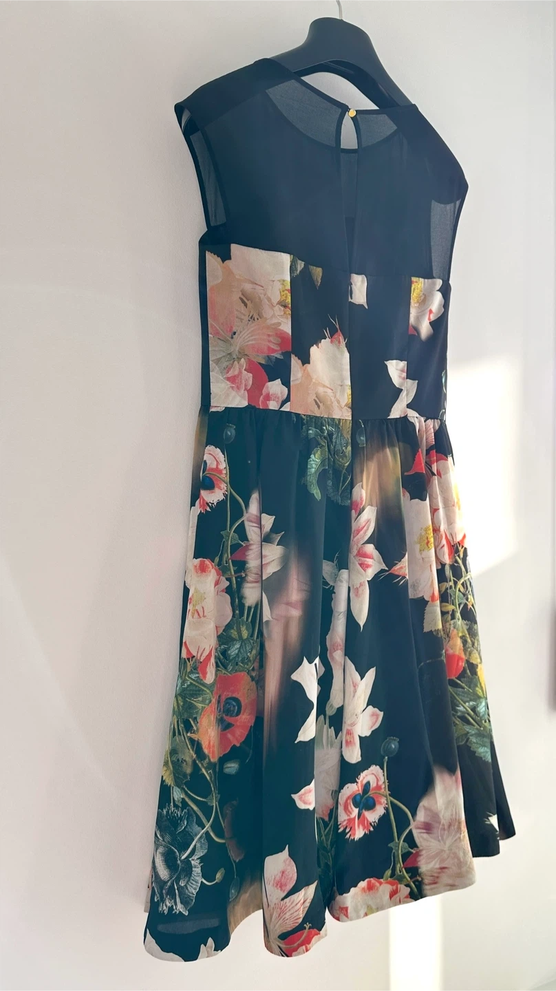 Ted Baker Floral Dress Size 2 - photo 3