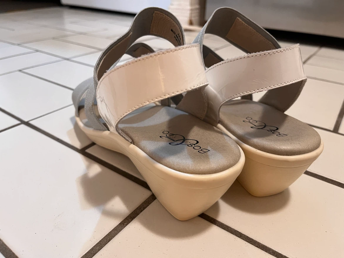 Bos. & Co. - Women’s grey sandals - photo 2
