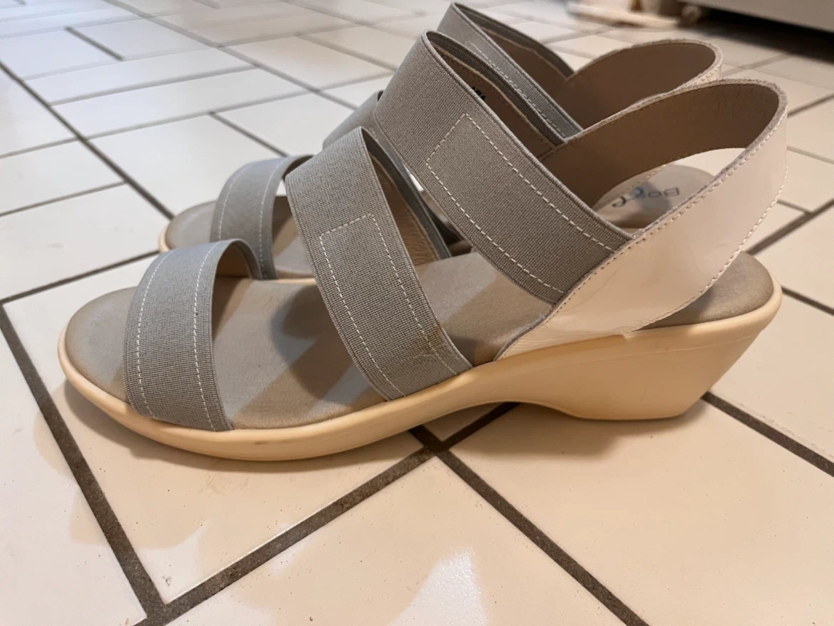 Bos. & Co. - Women’s grey sandals - photo 3