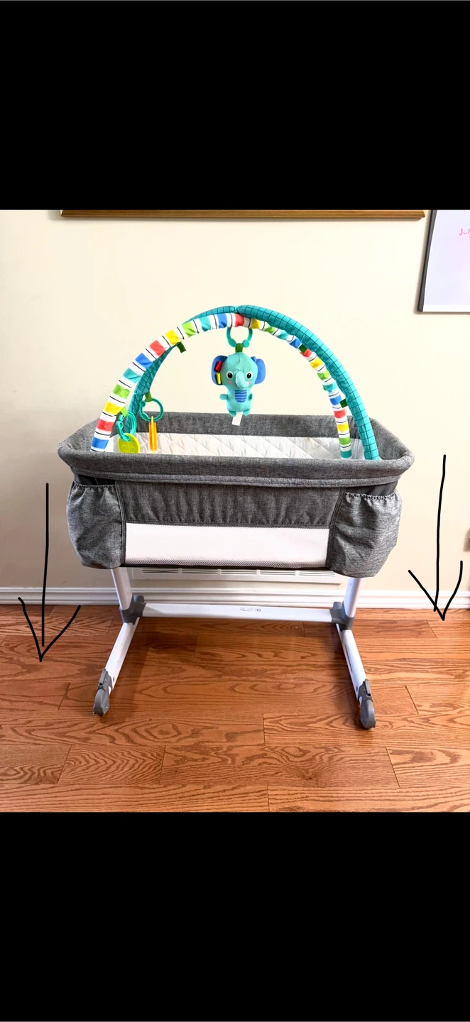 Baby Bed with Hanging Toys - Height Adjustable - photo 3