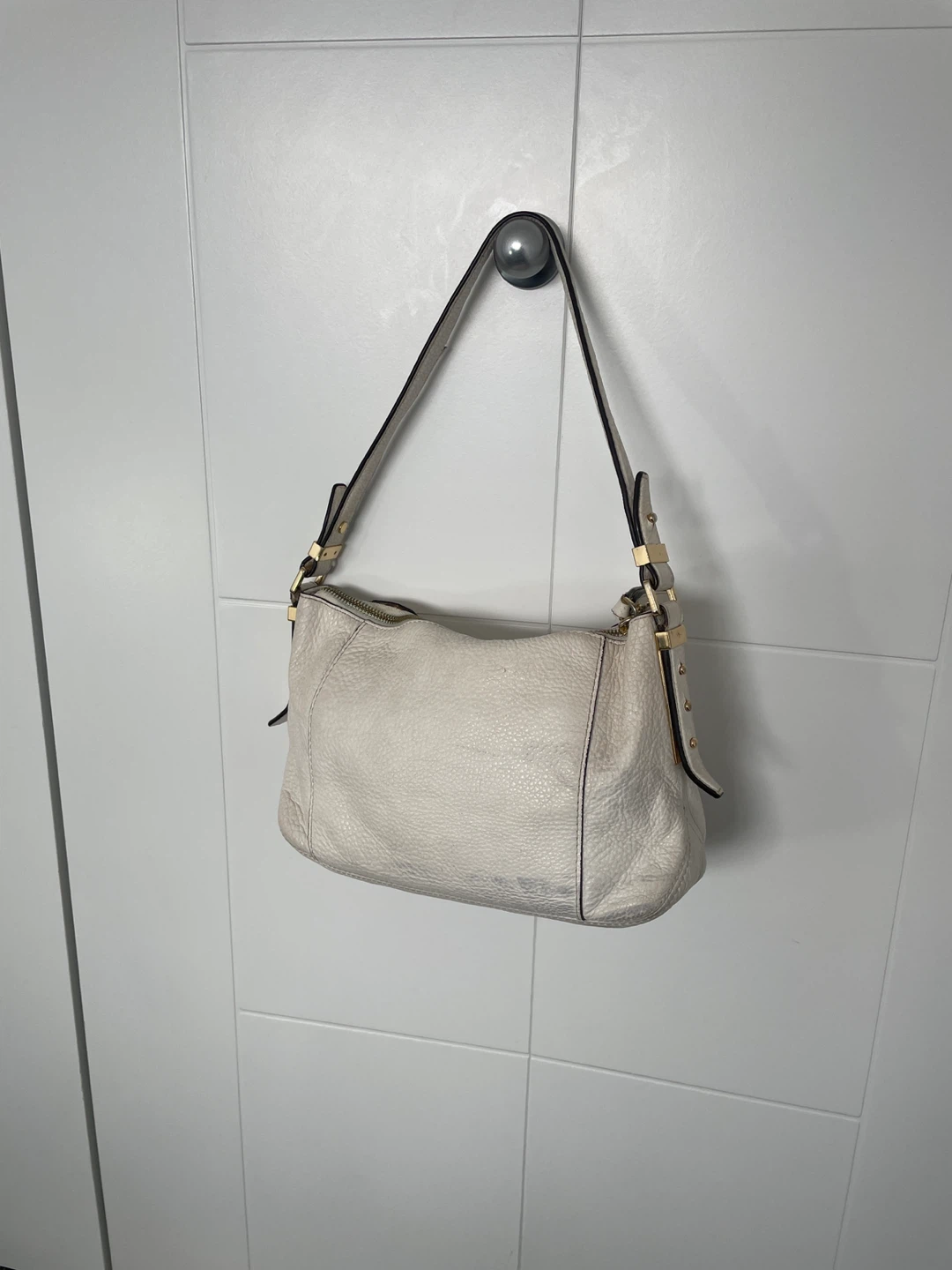 Michael Kors Leather Shoulder Bag - photo 5
