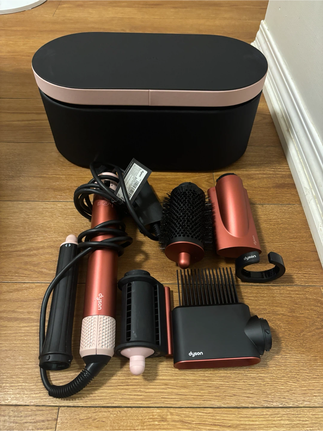 Dyson Airwrap Hairstyling Rosegold. Sep 2025. Paid $577.49