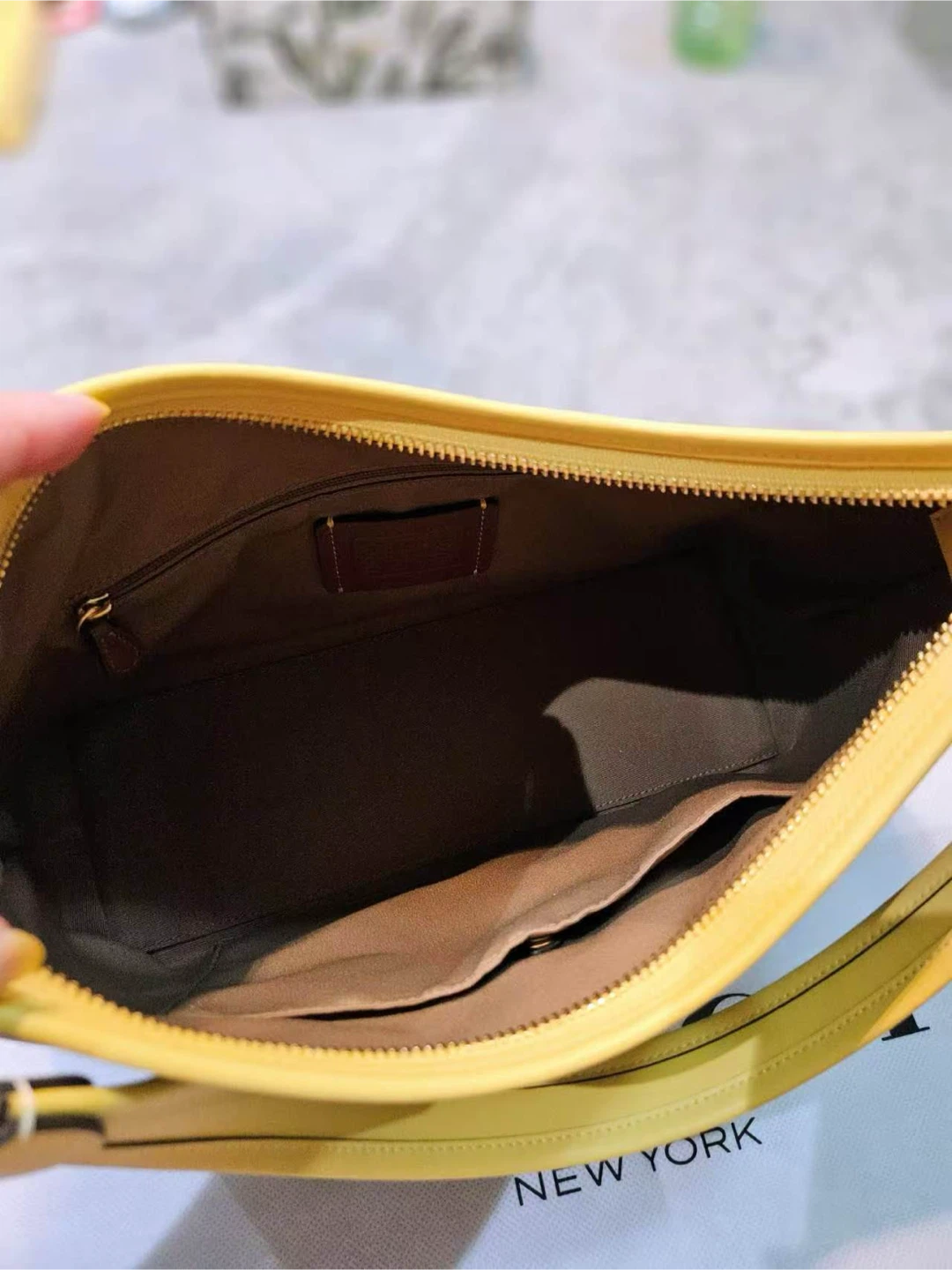 Coach Hobo Bag - NEED TO SELL EVERYTHING - photo 5