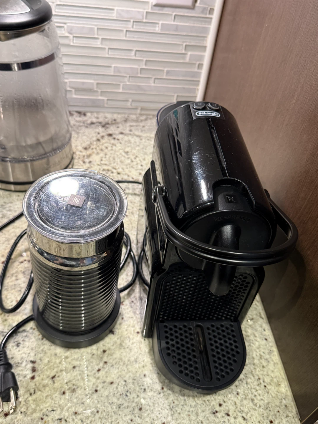 Air Fryer/Nespresso Machine/Kettle/ Instant Pot ~$15 - photo 3