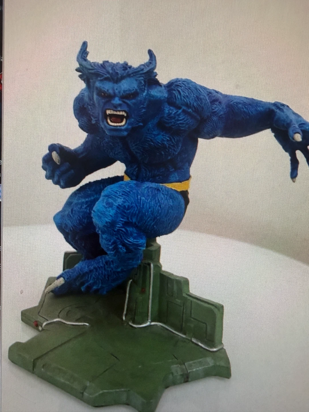 Marvel X-Men Beast Limited Edition Collectible Statue - photo 2