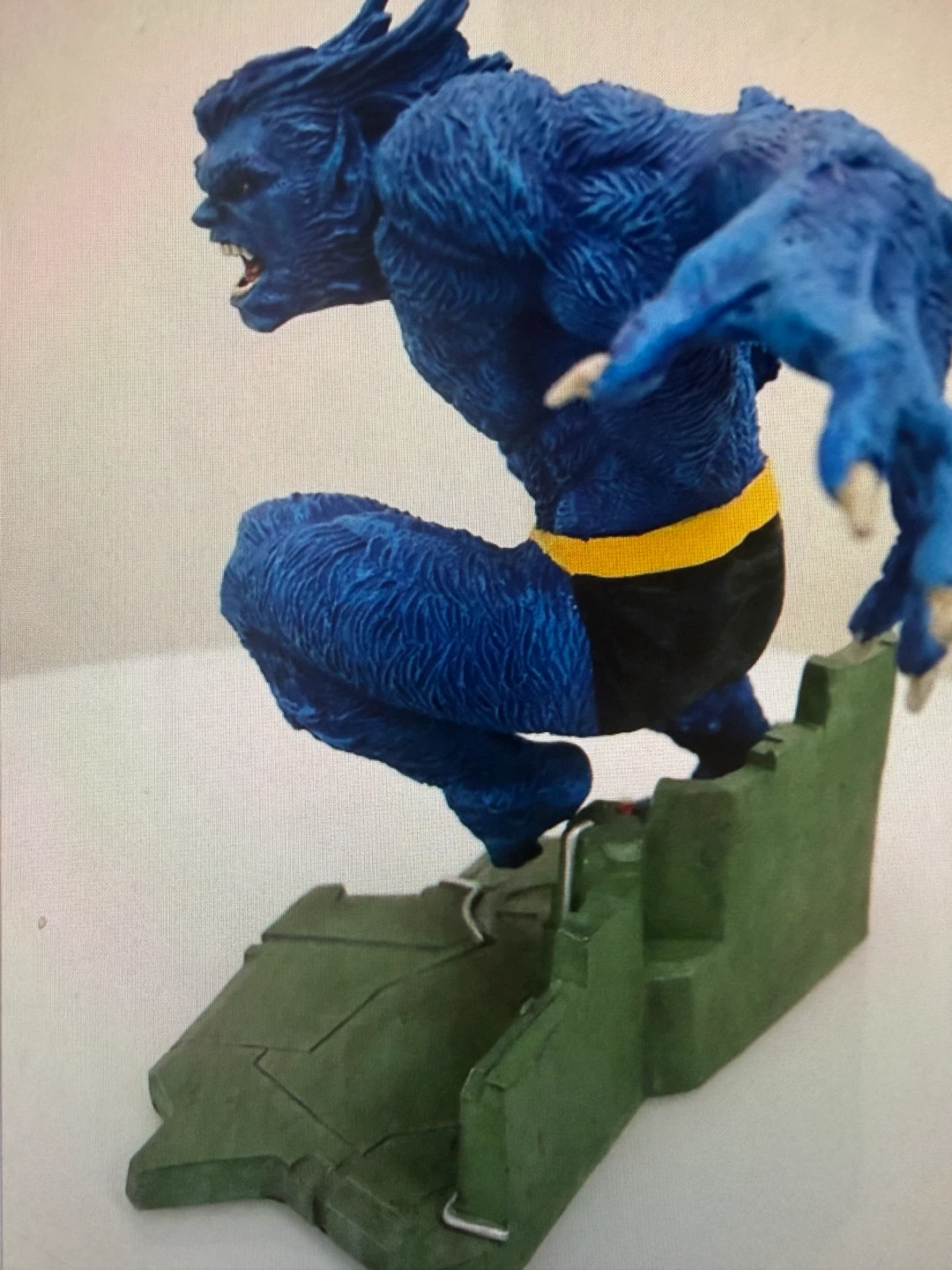 Marvel X-Men Beast Limited Edition Collectible Statue - photo 4