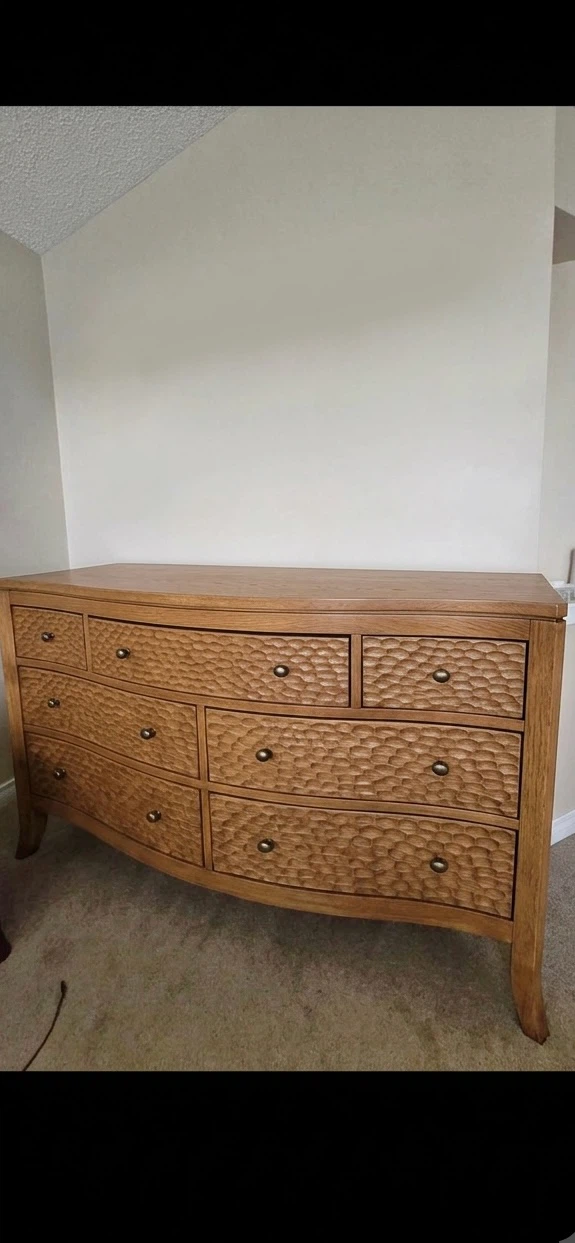 Oak Dresser with Carved Drawer Fronts - photo 5