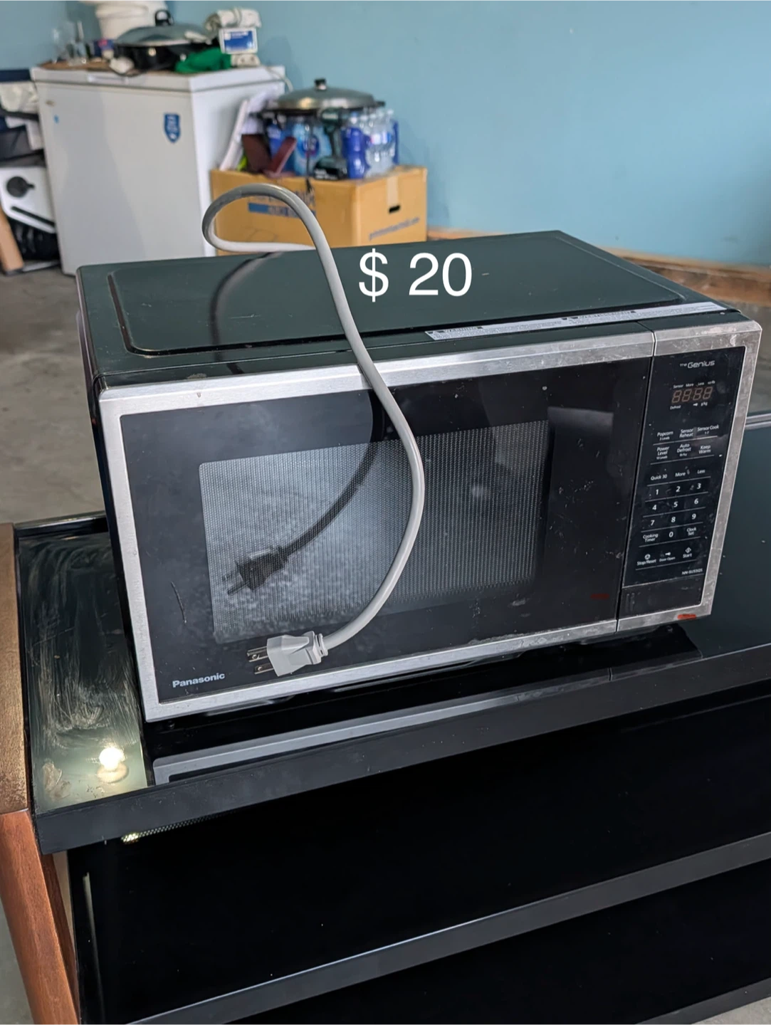Moving sale