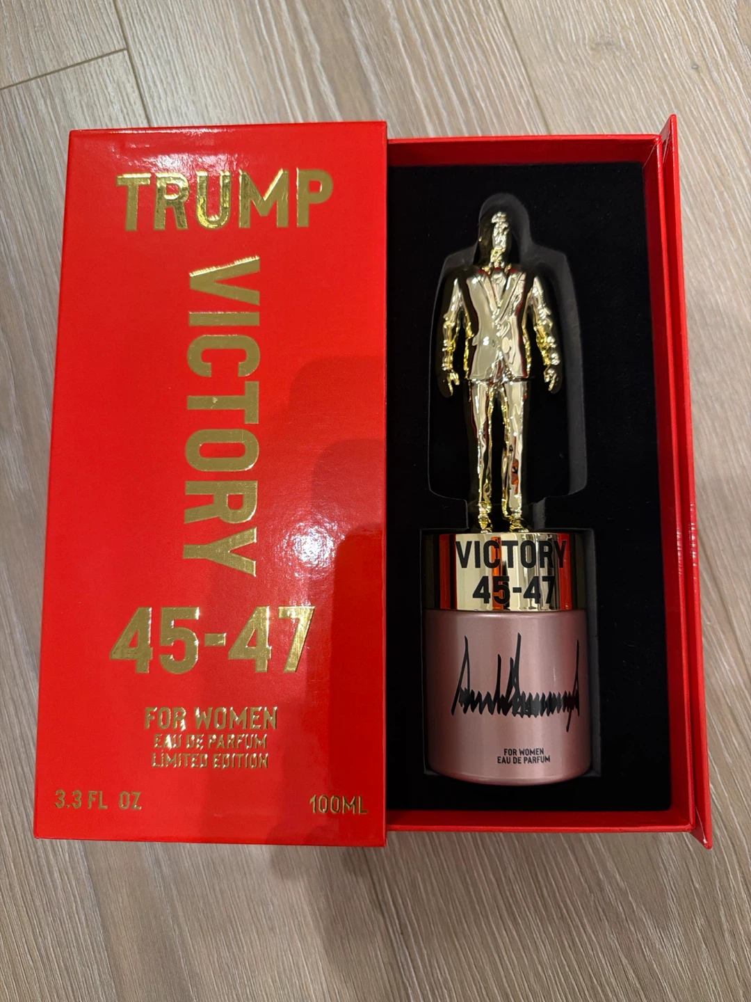 BRAND NEW Trump Victory Perfume for Women Limited Edition 100ml